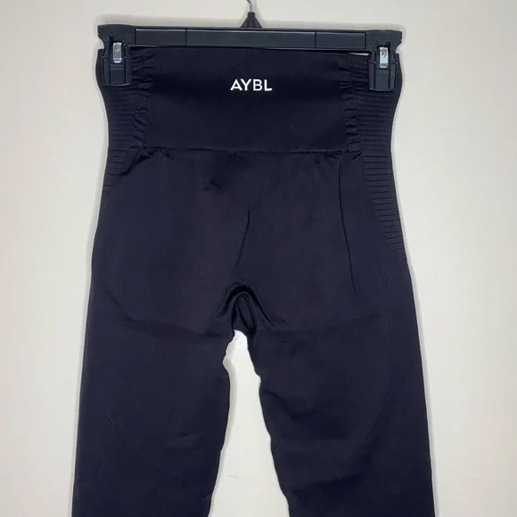 AYBL Black Seamless‎ Leggings, M - Picture 5 of 14